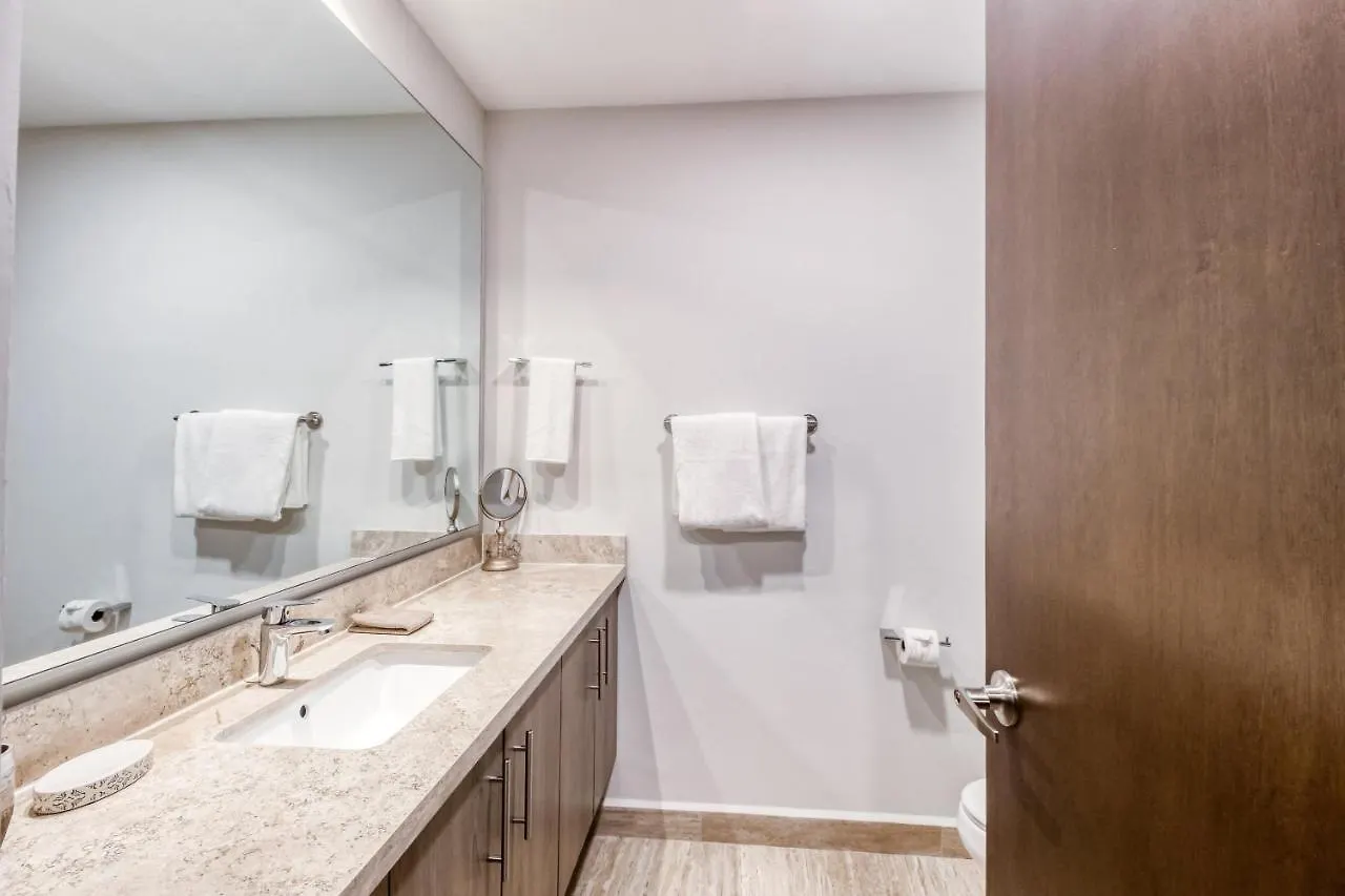 Sea Breezes Studio At Syrena 409 Playa del Carmen Hotel
