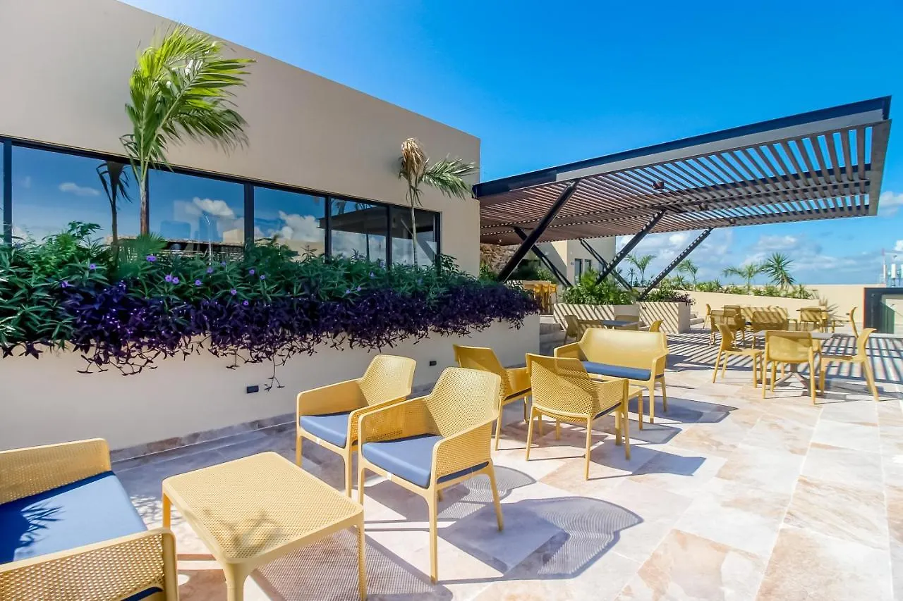 Sea Breezes Studio At Syrena 409 Playa del Carmen Mexico